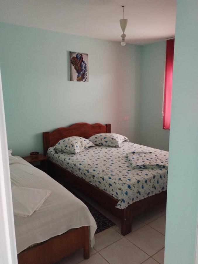 Casa Doina Hotel Douăzeci şi Trei August Buitenkant foto