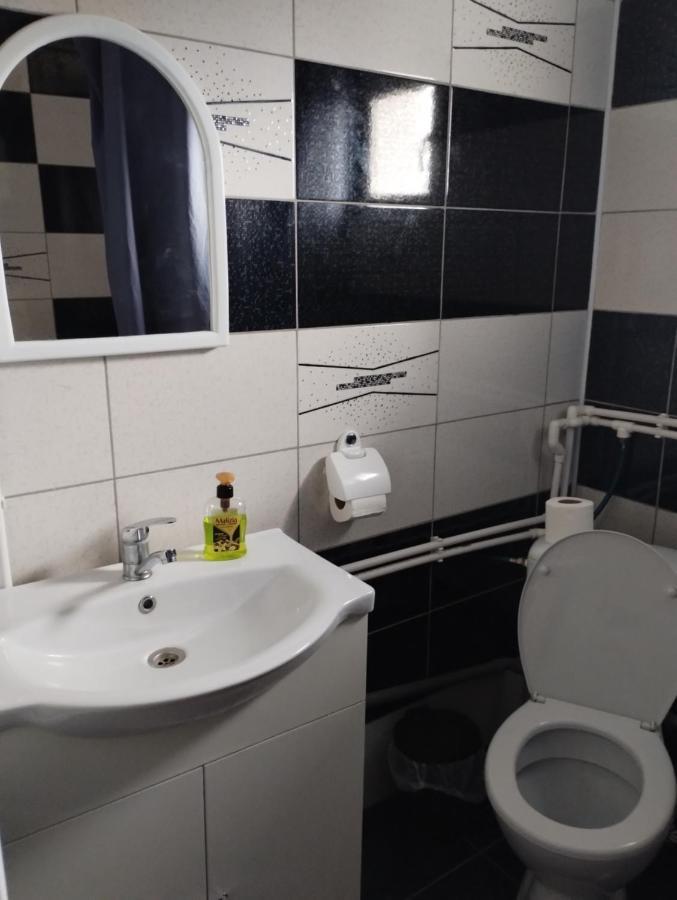 Casa Doina Hotel Douăzeci şi Trei August Buitenkant foto
